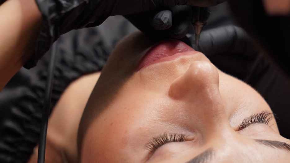 How Long Does Lip Blushing Last?