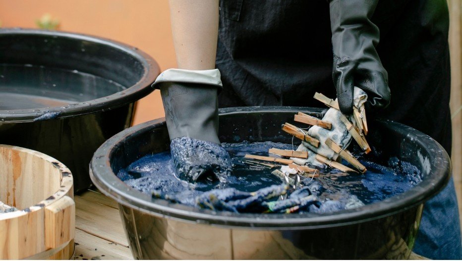 How to Tie Dye with Bleach