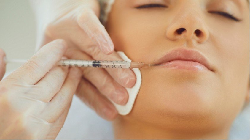 Why Isn’t Lip Filler Recommended During Pregnancy?