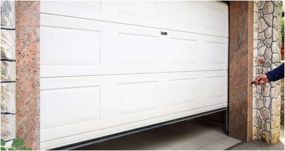 Garage Makeover 101: Tips to Maximize Space and Style